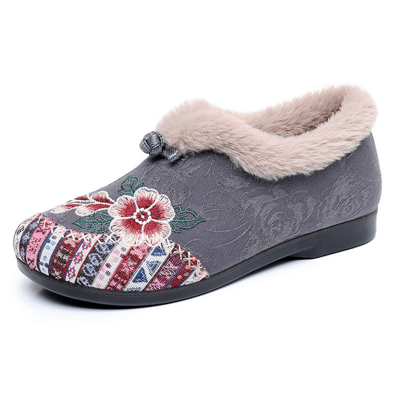 Old Beijing cloth shoes, cotton shoes, embroidered bag heels, middle-aged and elderly hairy shoes, warm ethnic style, comfortable soft soled, mom cotton shoes