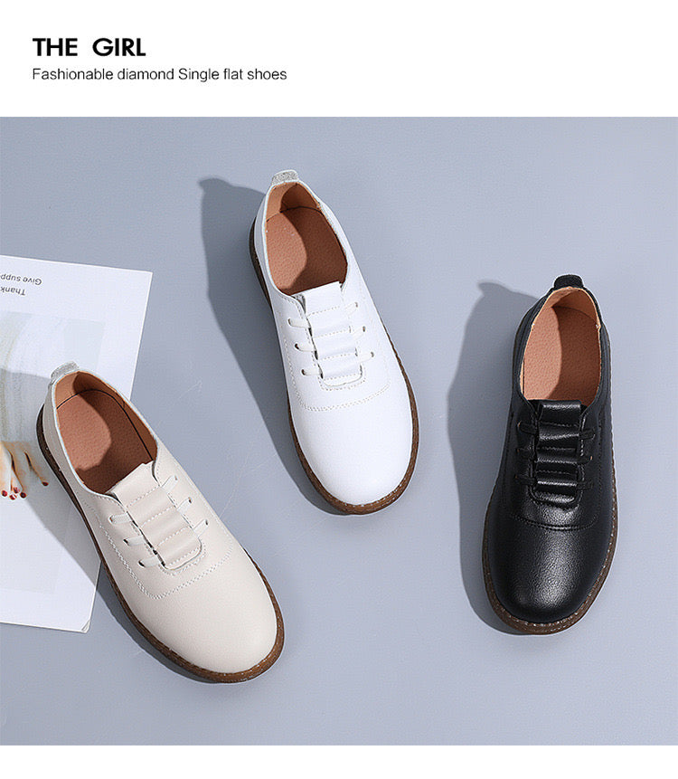 2025 New Bean Shoes Women's Genuine Leather White Shoes Soft soled Single Shoes Hollow Mom Shoes Anti slip Casual Walking Shoes