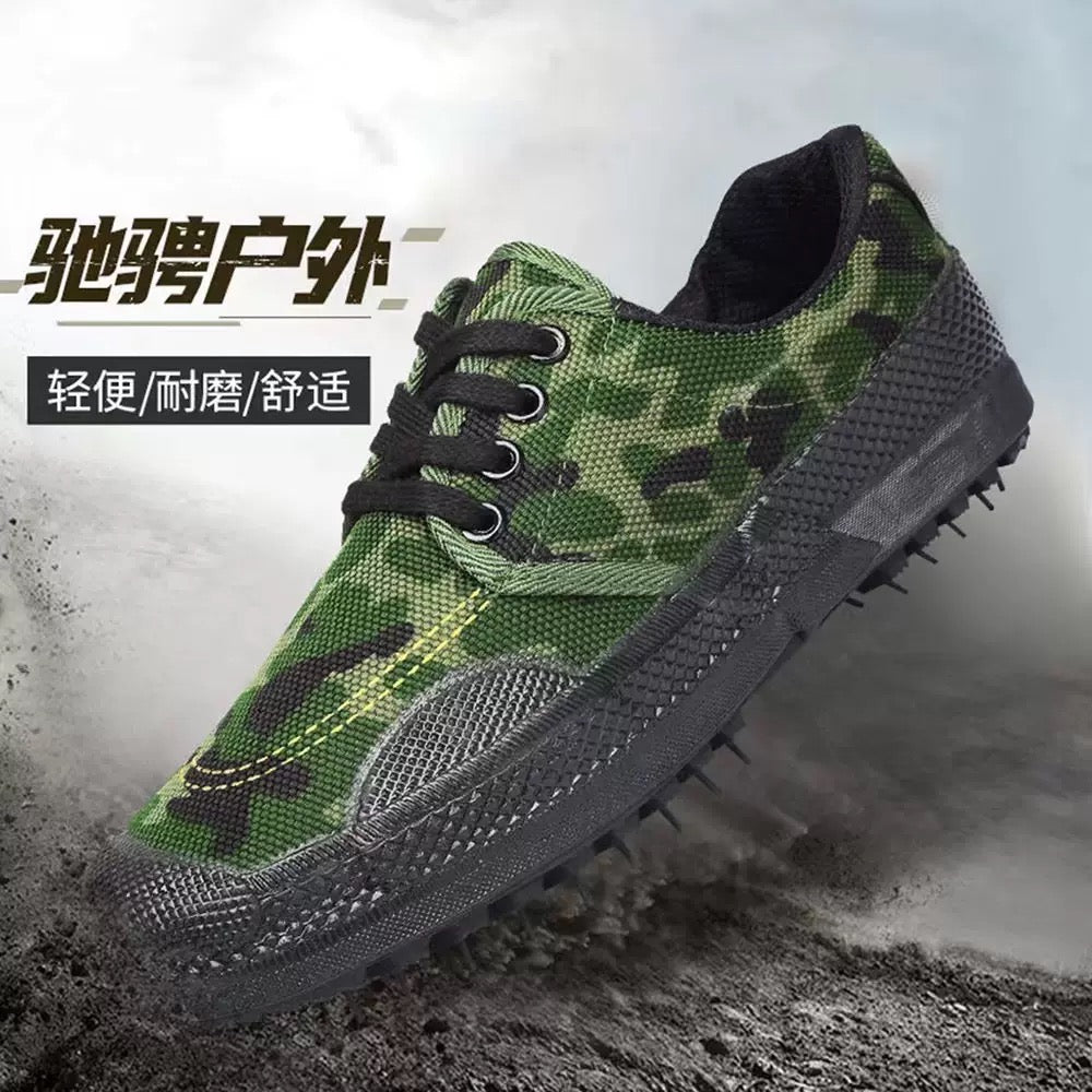 Release shoes camouflage rubber sole men's low top black labor rubber sole labor protection training yellow rubber shoes wholesale & Retails