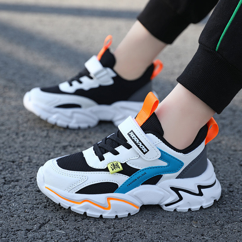 Children's velvet sports shoes 2024 autumn and winter new Korean version girls' warm cotton shoes boys' casual soft soled Forrest Gump shoes