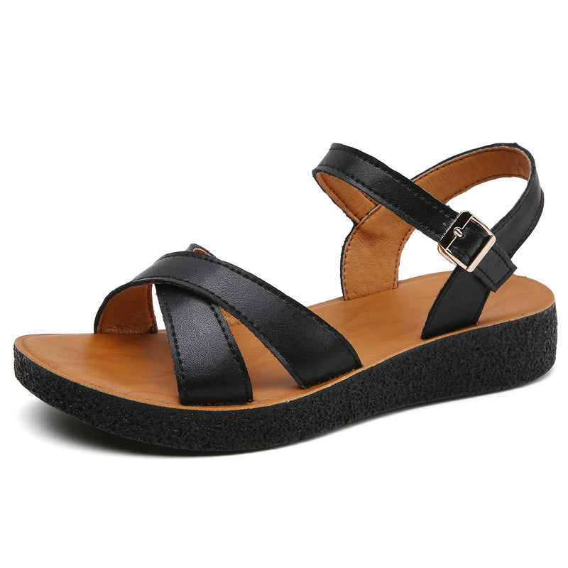 Echte Ledersandalen für Damen im Sommer 2024, neuer Stil, Sommermode, Oberbekleidung, flache Sohle, Studentin, Feenstil, Strandschuhe mit weicher Sohle