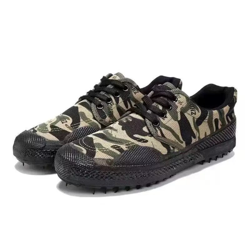 Release shoes camouflage rubber sole men's low top black labor rubber sole labor protection training yellow rubber shoes wholesale & Retails